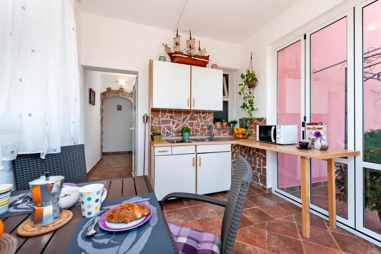 Apartment & Rooms Graciela Rovinj Extérieur photo