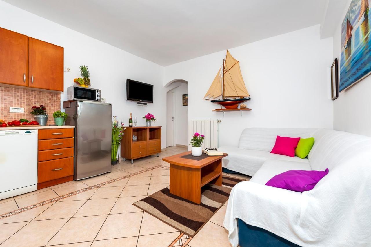 Apartment & Rooms Graciela Rovinj Extérieur photo