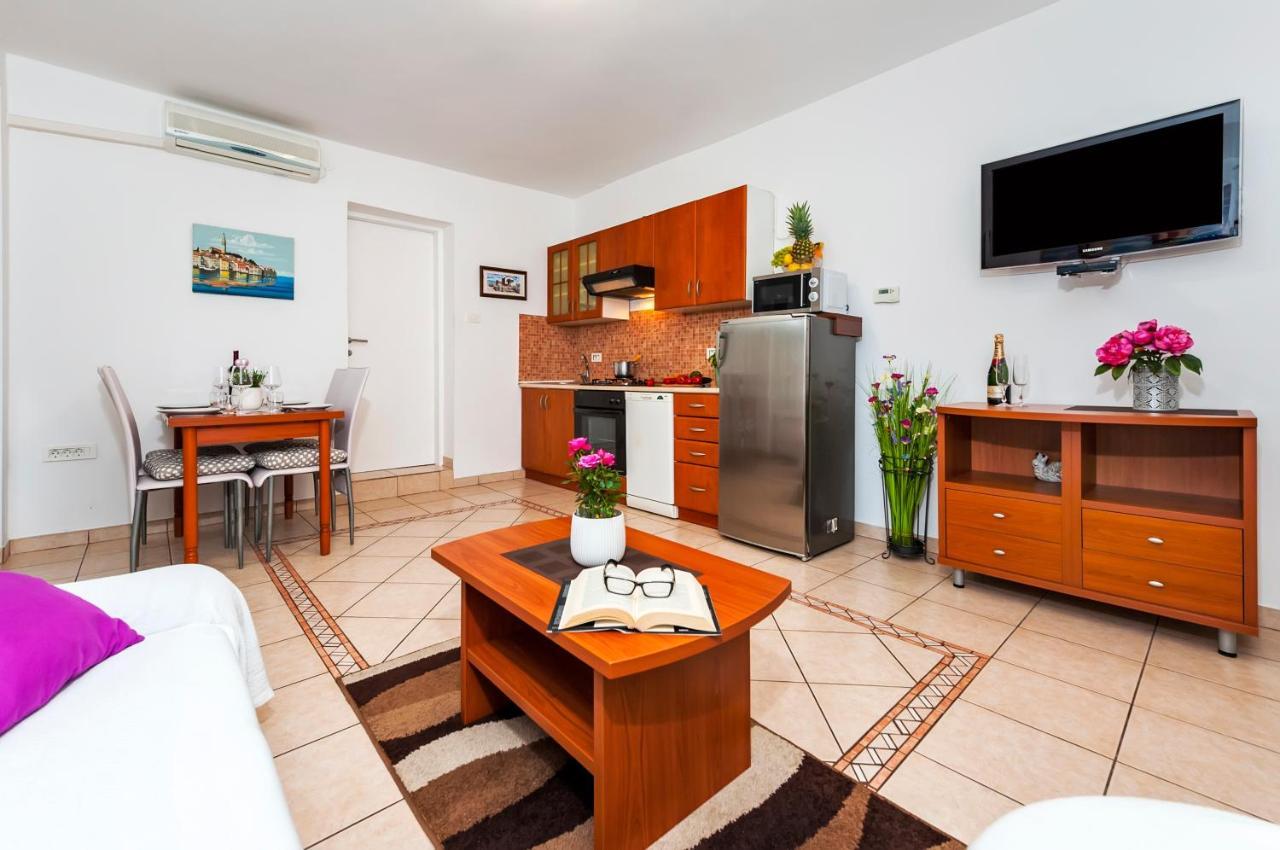 Apartment & Rooms Graciela Rovinj Extérieur photo
